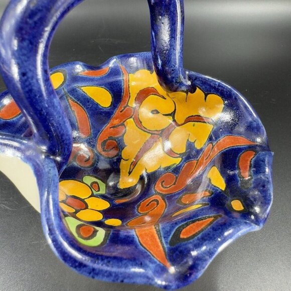 Vintage Talavera Mexico Pottery Hand Made Basket Bowl Hand Painted Signed Bottom - Picture 6 of 16